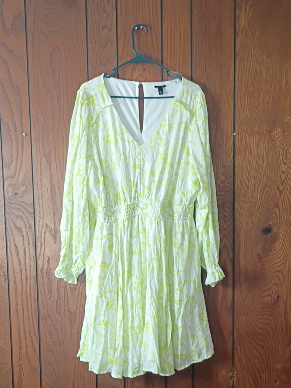 torrid Light Yellow Printed V-Neck Long Sleeve Smocked Waist Dress